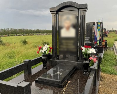 примеры наших работ памятники Арки