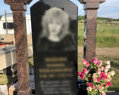 примеры наших работ памятники Арки