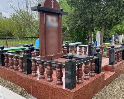 примеры наших работ памятники Арки