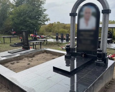 примеры наших работ памятники Арки