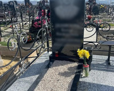 примеры наших работ памятники из гранита