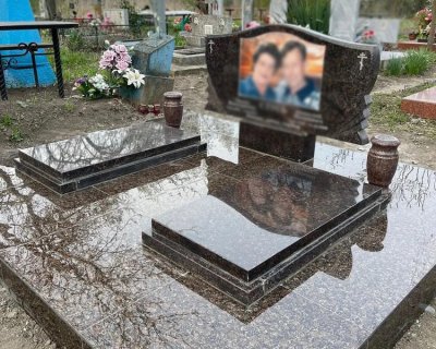 примеры наших работ памятники из гранита