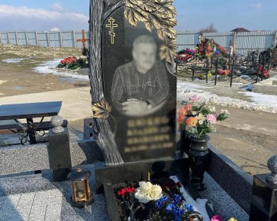примеры наших работ памятники из гранита