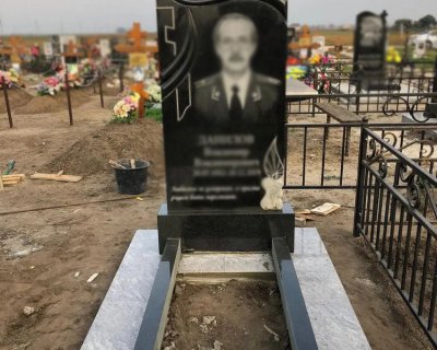 примеры наших работ памятники из гранита