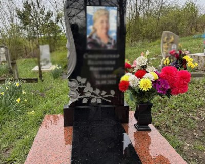 примеры наших работ памятники из гранита