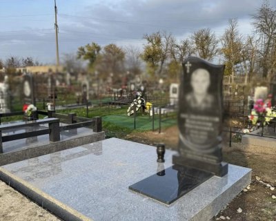 примеры наших работ памятники из гранита