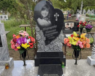 примеры наших работ памятники из гранита