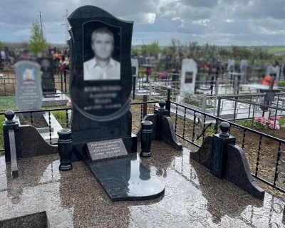 примеры наших работ памятники из гранита