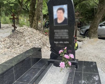 примеры наших работ памятники из гранита