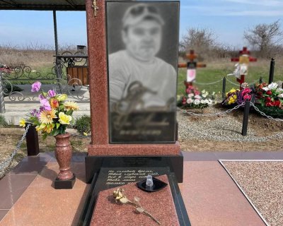 примеры наших работ памятники из гранита