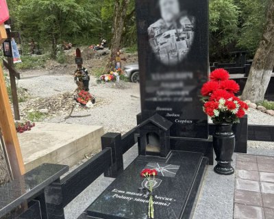 примеры наших работ памятники Военным и участникам СВО