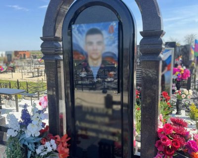 примеры наших работ памятники Военным и участникам СВО