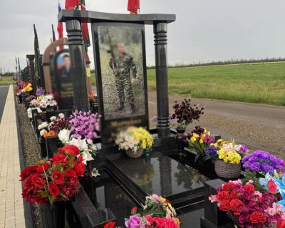 примеры наших работ памятники Военным и участникам СВО